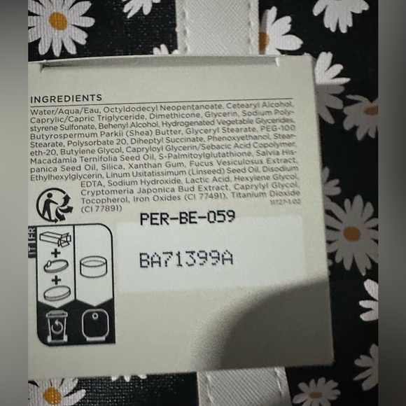 Perricone MD smoothing and brightening undereye cream- NIB, full size 15 ml - Picture 3 of 3